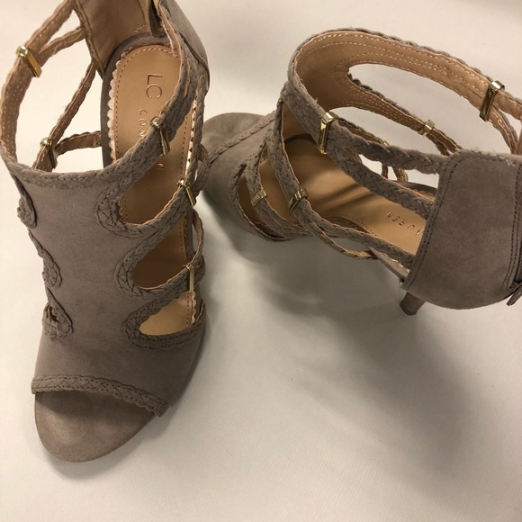 Heels - Picture 3 of 5